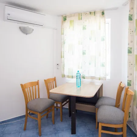 Apartment Summer Lazur - Sunny Flat With 2 Separate